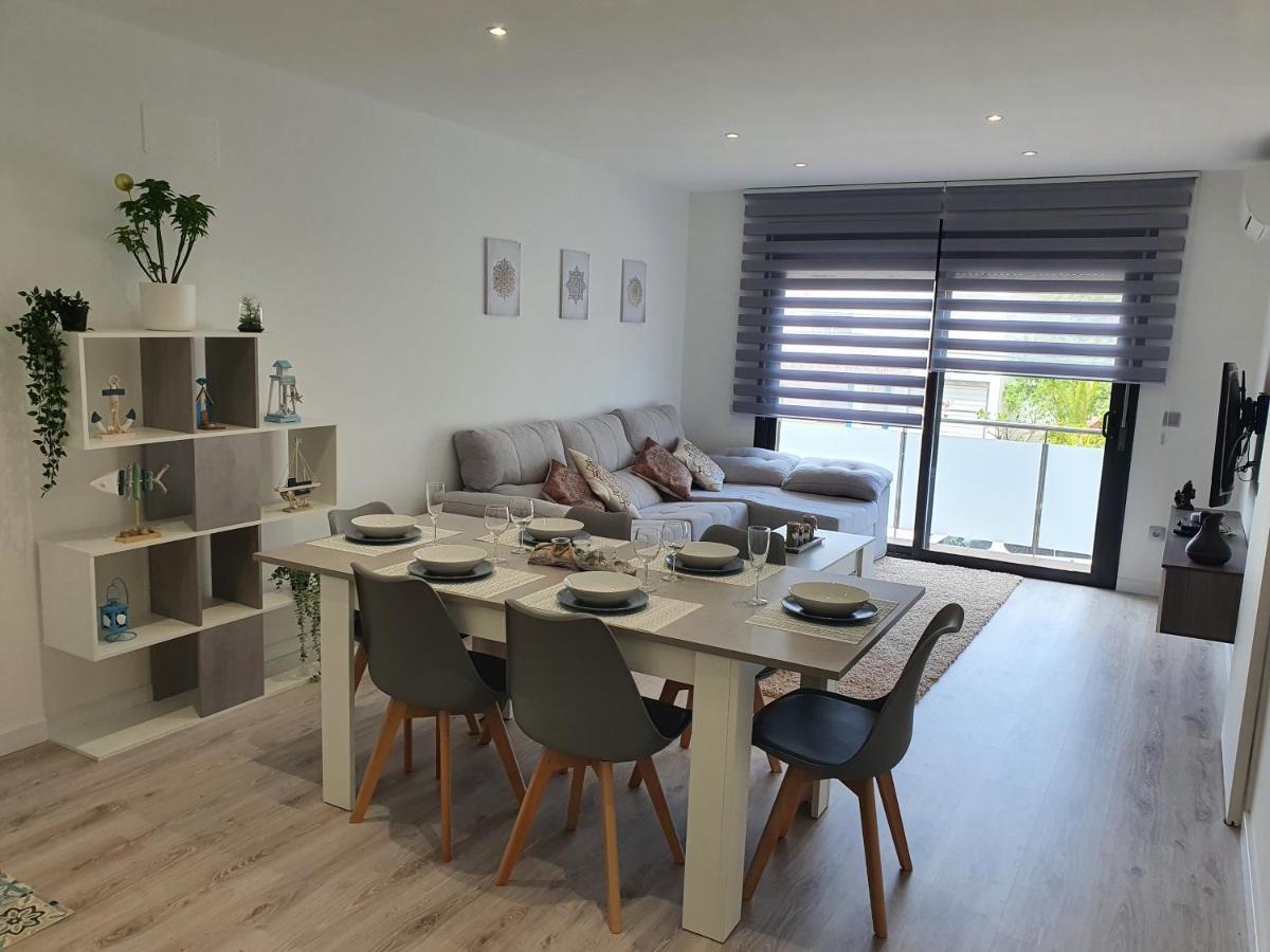 Moderno Duplex Comfort 罗萨斯 外观 照片