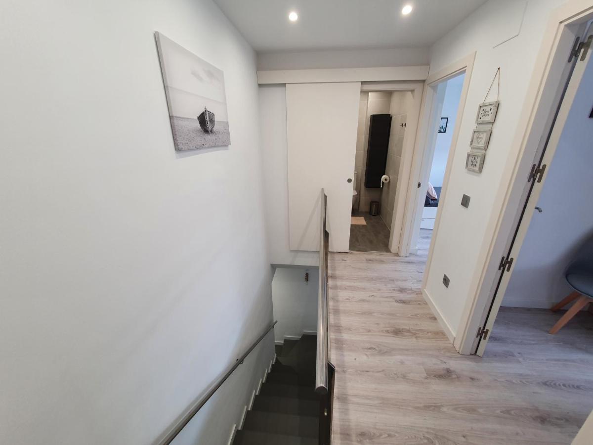 Moderno Duplex Comfort 罗萨斯 外观 照片