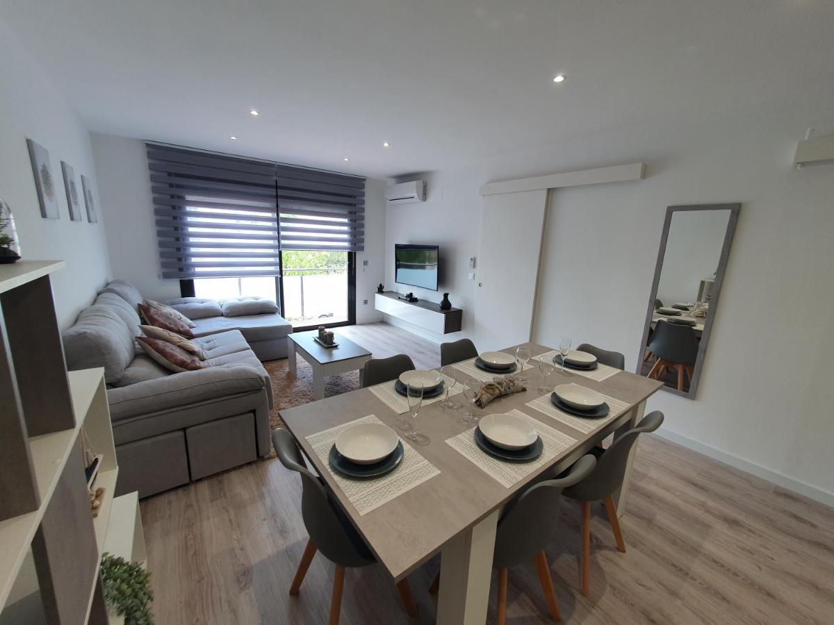 Moderno Duplex Comfort 罗萨斯 外观 照片
