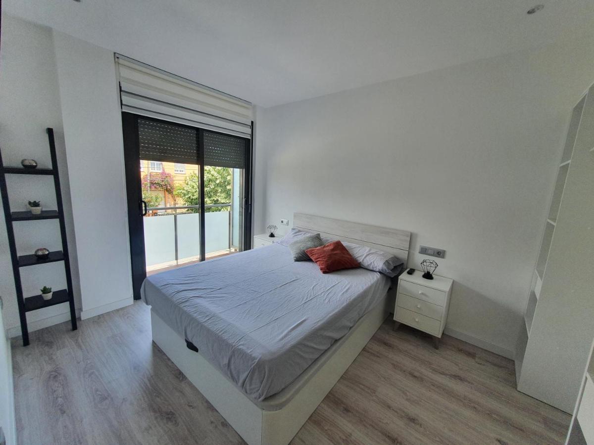 Moderno Duplex Comfort 罗萨斯 外观 照片