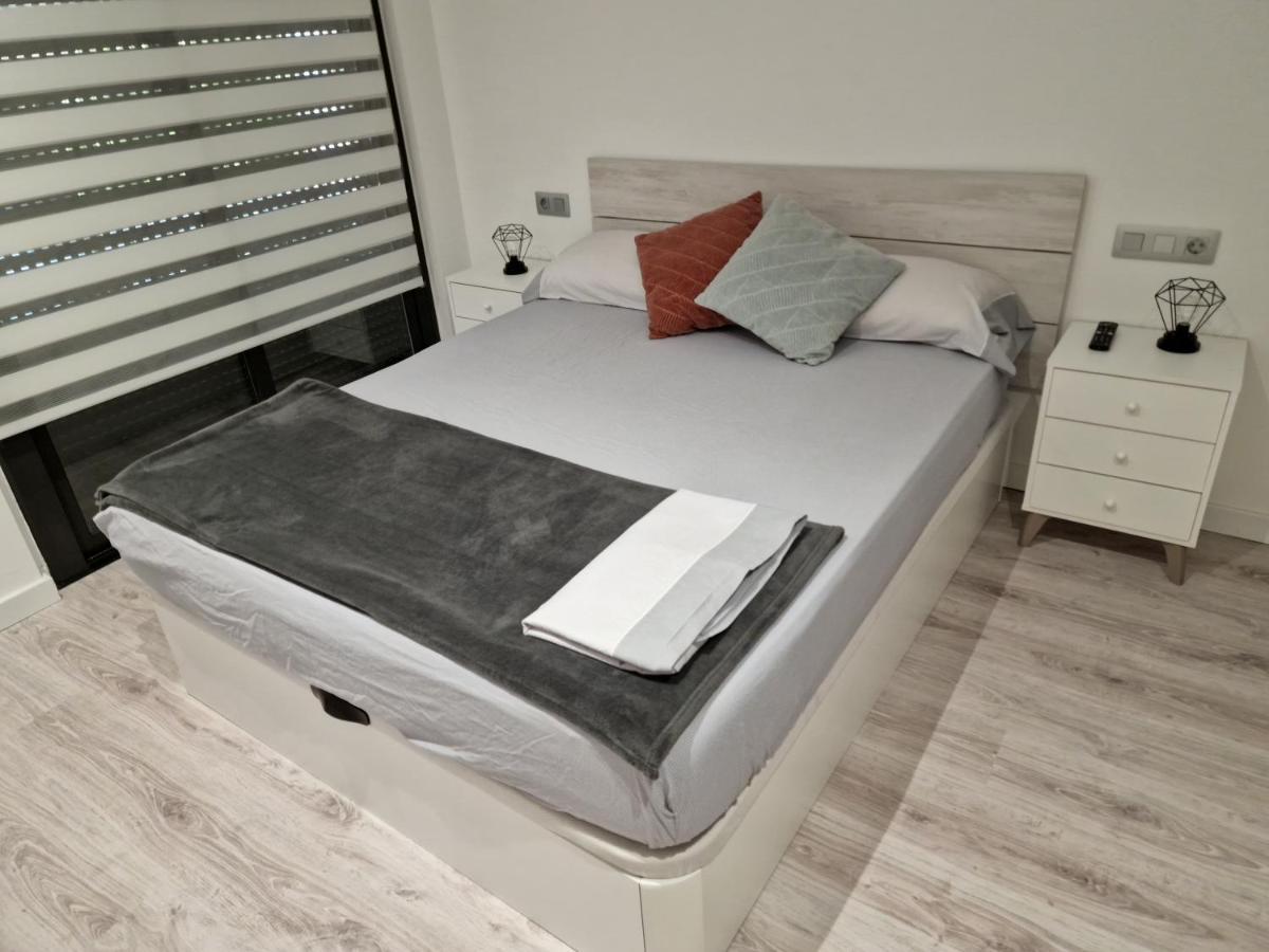Moderno Duplex Comfort 罗萨斯 外观 照片